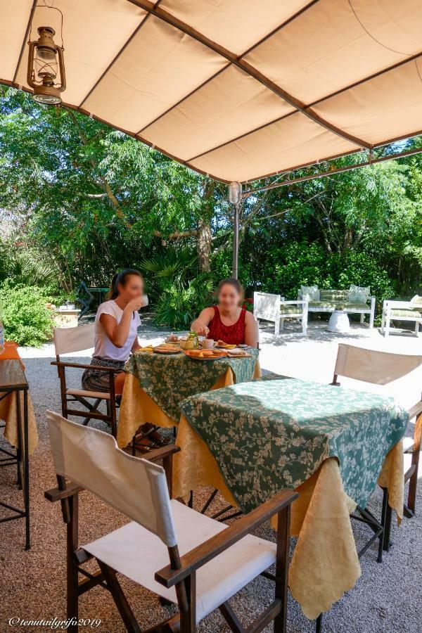 Tenuta Il Grifo Tiggiano Exteriör bild